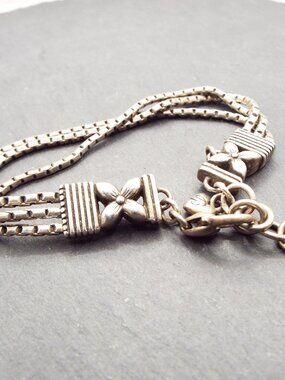 BRIGHTON FLOWER BRACELET TRIPLE CHAIN DAISY SILVERY BRACELET 40B